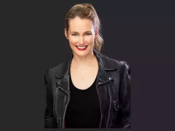 Joanna Stone,
Health & Wellness, Health & Wellness
Expert at Bütünsel Fitness Paketi